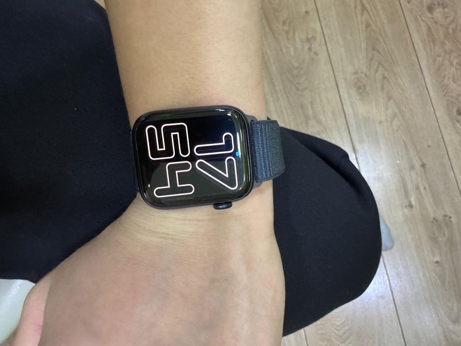 Apple Watch SE (Gen 2) 44mm Midnight