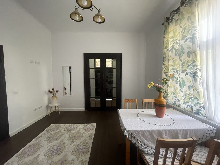 Casa de inchiriat