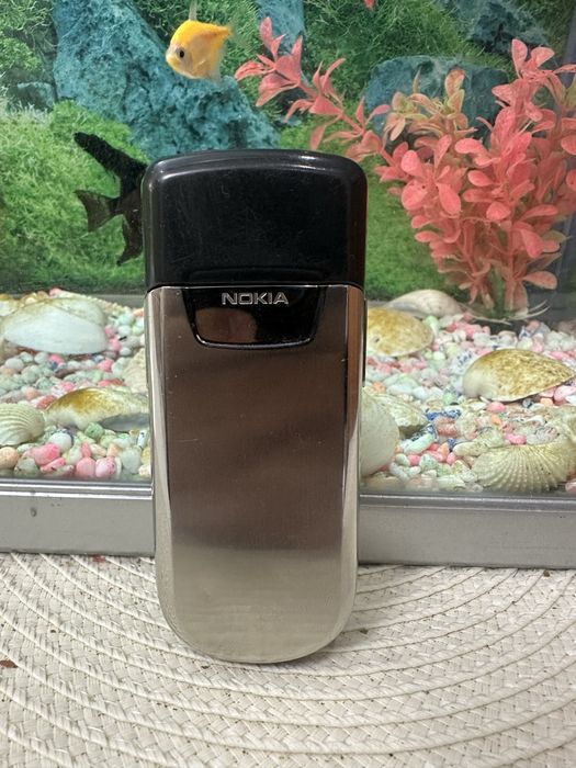 Продам Nokia 8800 Classic Silver