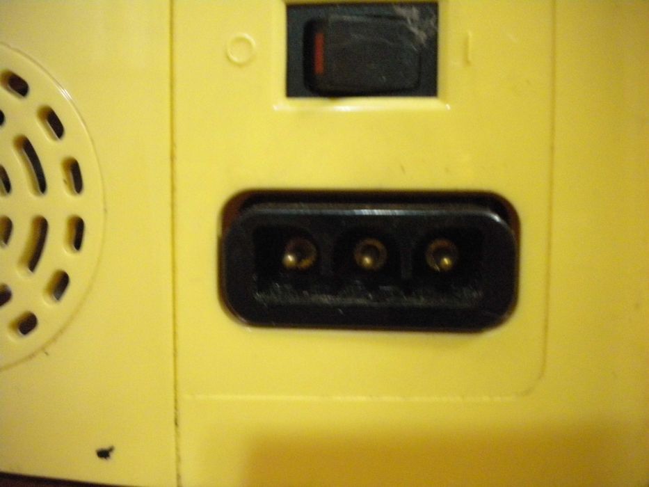 Masina de cusut electrica SINGER