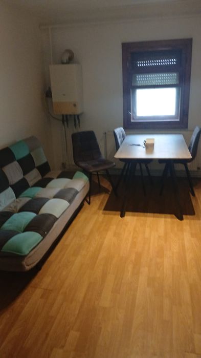 Apartament 2 camere, parter – zonă bună