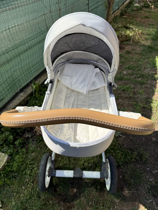 Бебешка сгъваема количка Bass Soft.