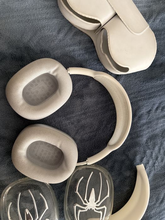 Airpods max silver