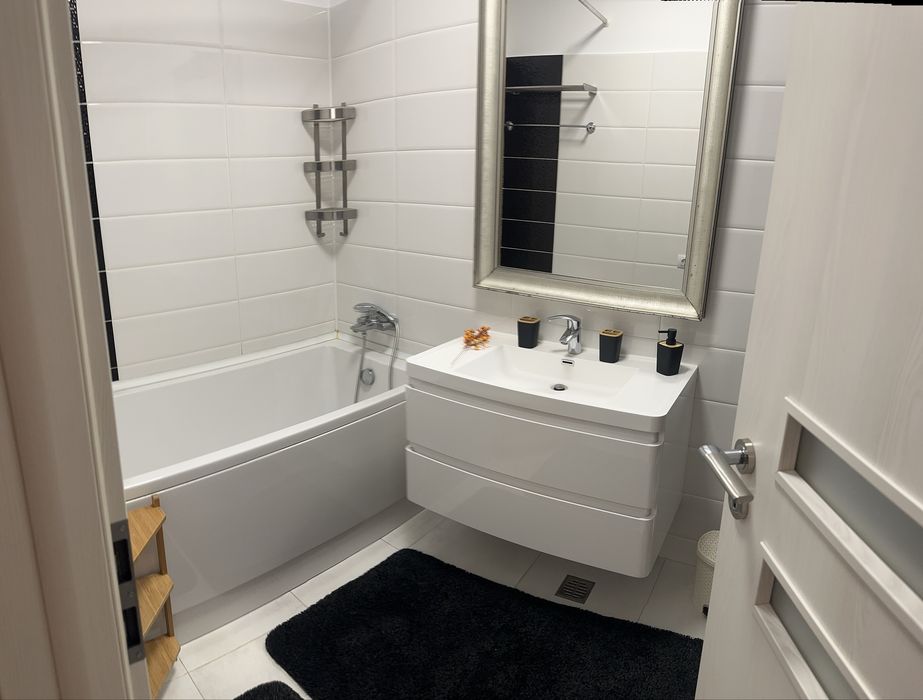 Garsoniera moderna cu balcon Bloc nou 51 m2 direct propietar