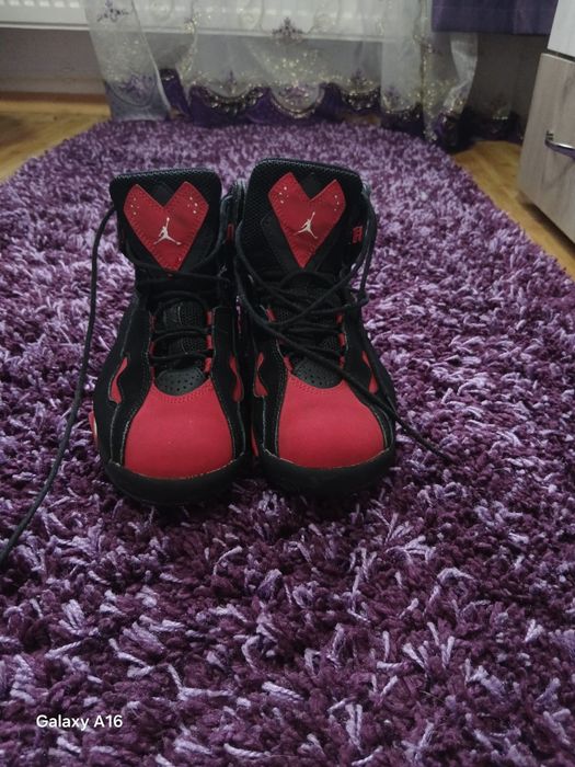 Jordan True Flight Black Red marime 40