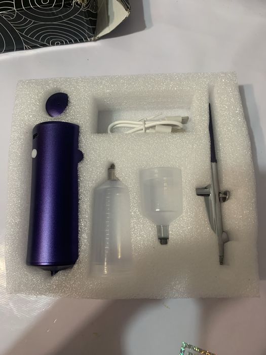 Аэрограф  срочно продаю торг есть