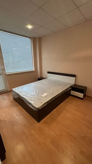 Дава се под наем Двустаен апартамент в Враца, Център - 55 кв.м за 255 € - Снимка #2