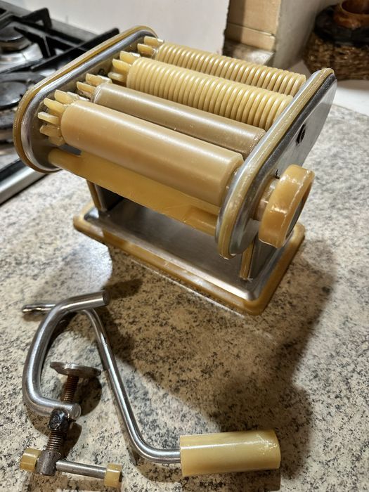 Продам лапшерезку!