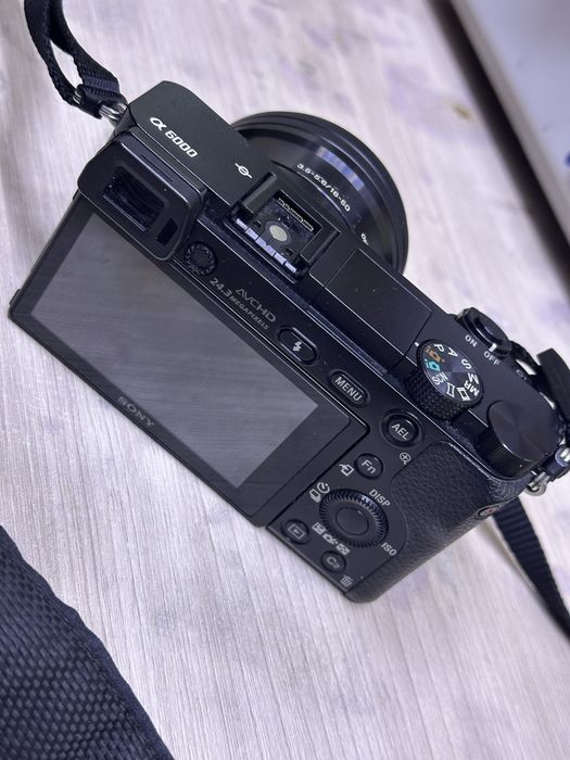 Фотоаппарат Sony Alpha 6000