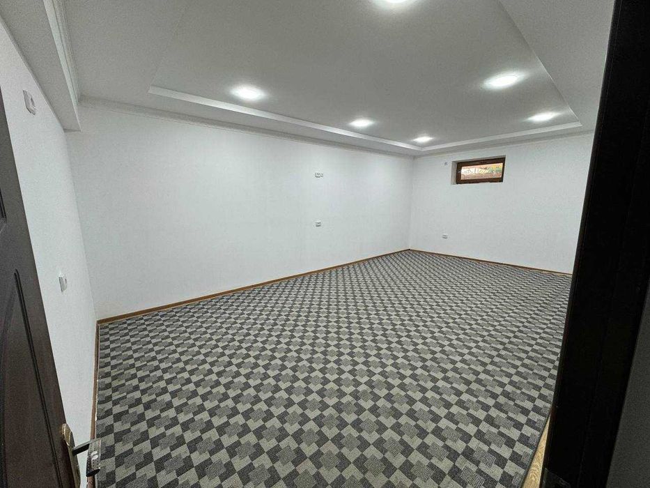 Sotiladi продаётся соколний этаж квартира не жилой