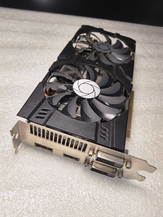 Видеокарты разные