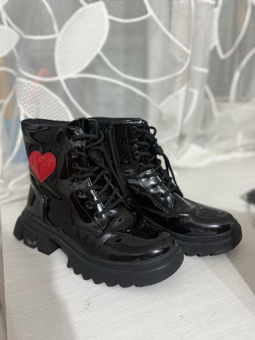 детские демисезонные ботинки