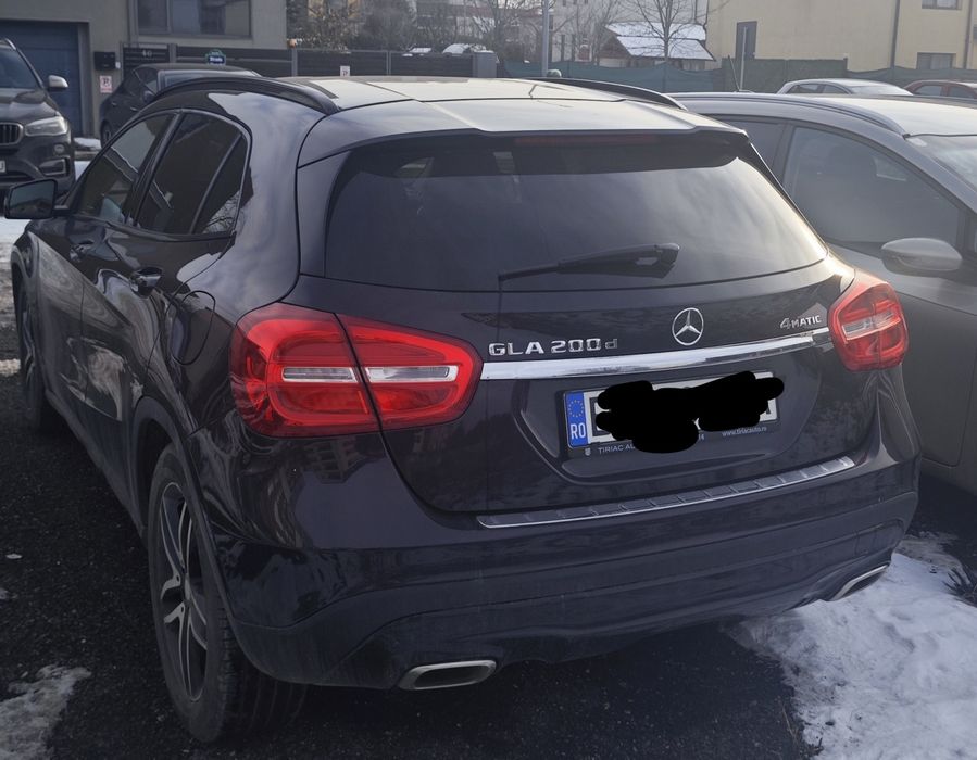 Mercedes Benz GLA 4Matic 2016