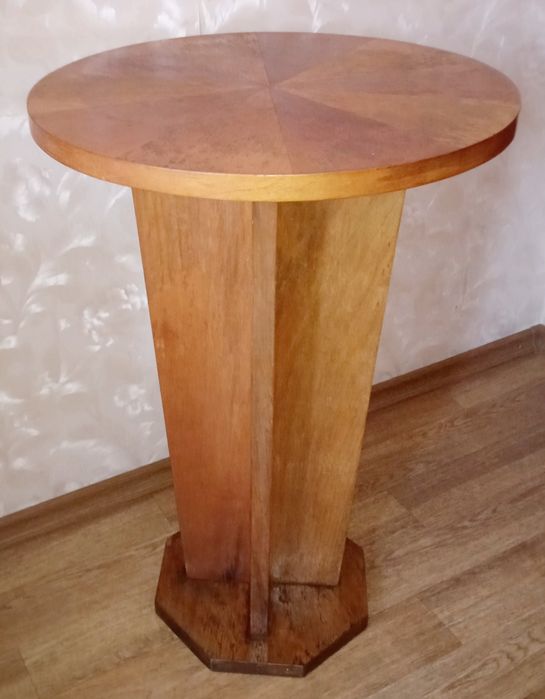 Столик 50-х годов