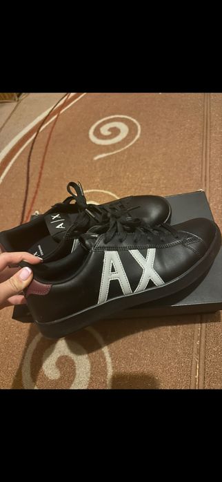 Оригинални маратонки на Armani Exchange