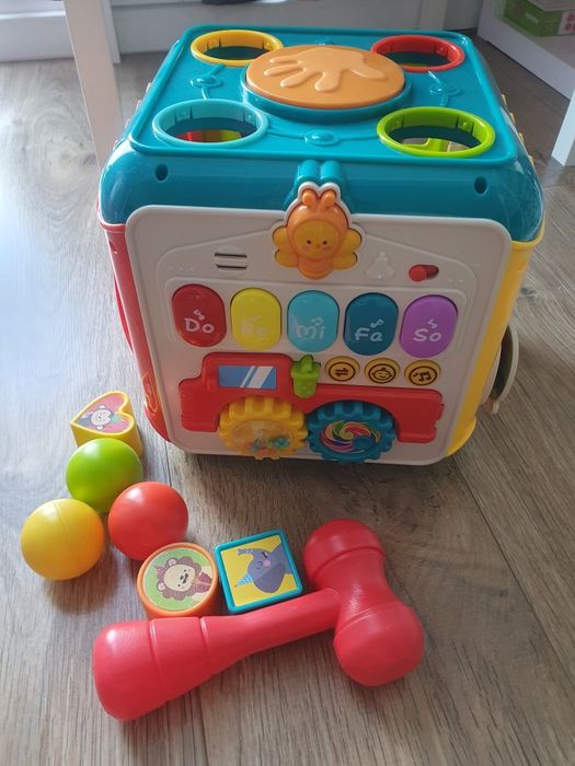 Cub interactiv Montessori