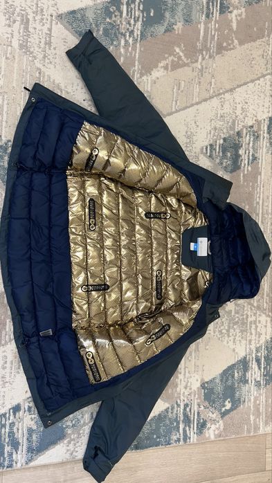Продам куртку columbia