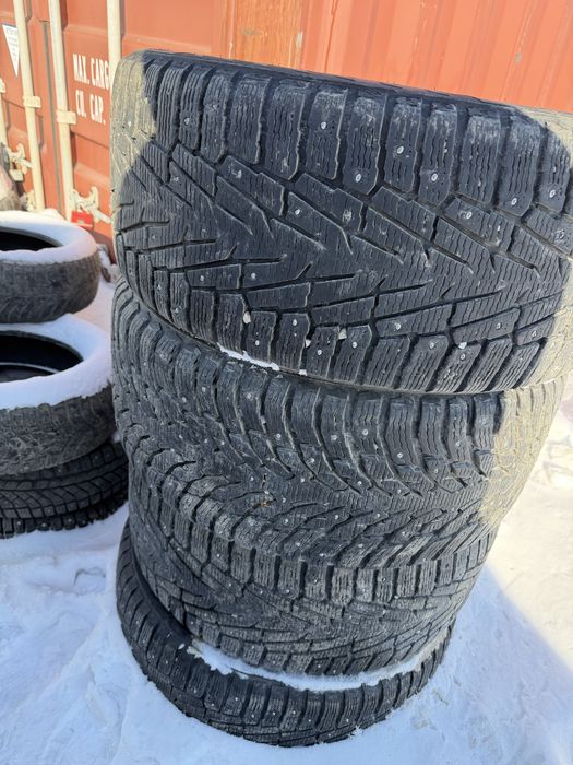 Продам шипованную резину!