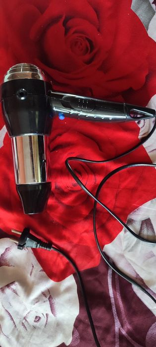 Фен  для  волос.