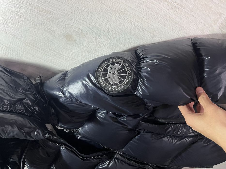 Canada Goose Пуховик