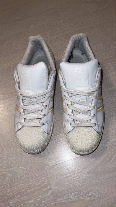 Adidasi Adidas superstar originali