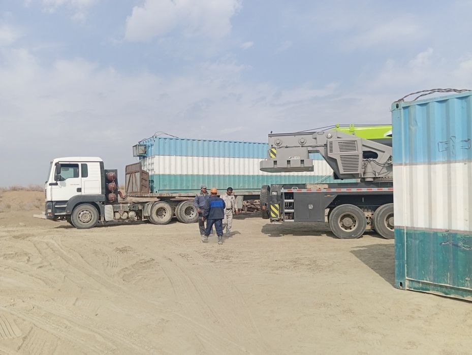 Man metan yurib turgan mashina