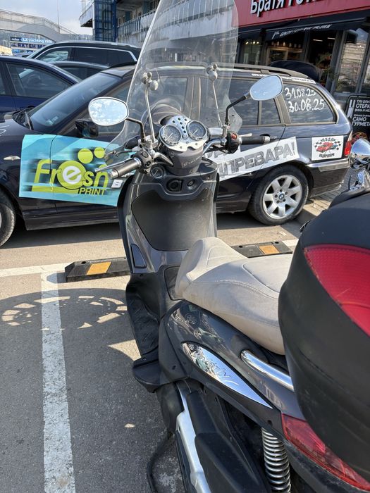 Продавам Piaggio bevarly 500