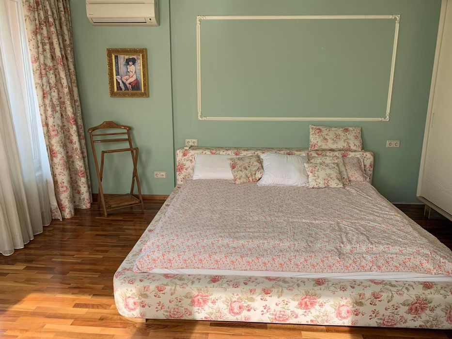 Дава се под наем Многостаен апартамент в София, Стрелбище - 250 кв.м за 2400 € - Снимка #16