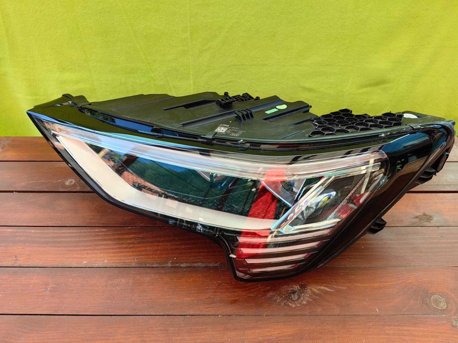 Фар за Audi E-Tron Full LED / Ауди Е-Трон Фул ЛЕД