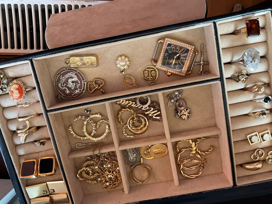 Bijuteri placate cu aur