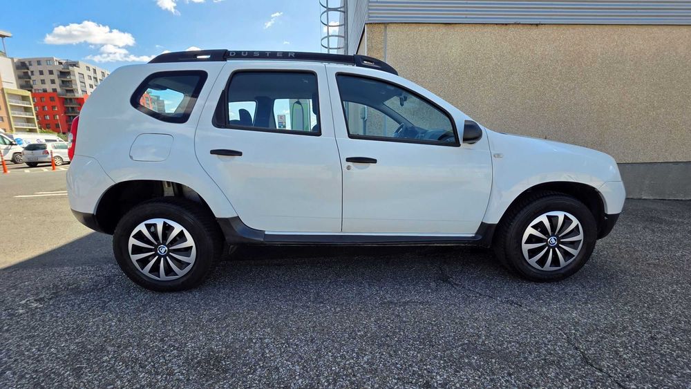 Vand/Schimb/Rate Dacia Duster 2015 1.5DCI clima Android camera senzori