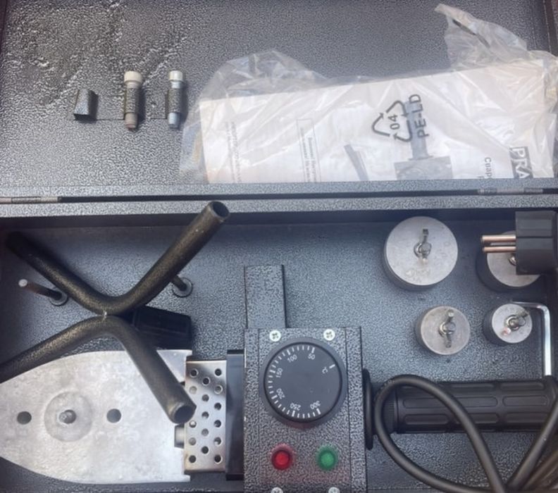 Паяльник для полипропиленновых труб .