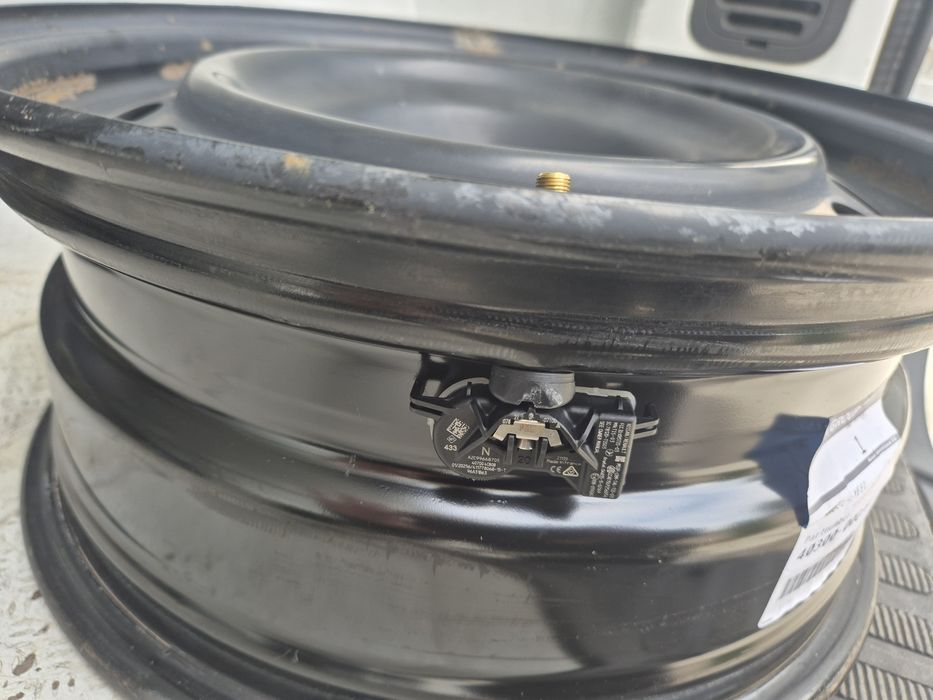 4бр стоманени джанти за Нисан кашкай Джук 2017г/6.ж Х16/ет 40/ датчици