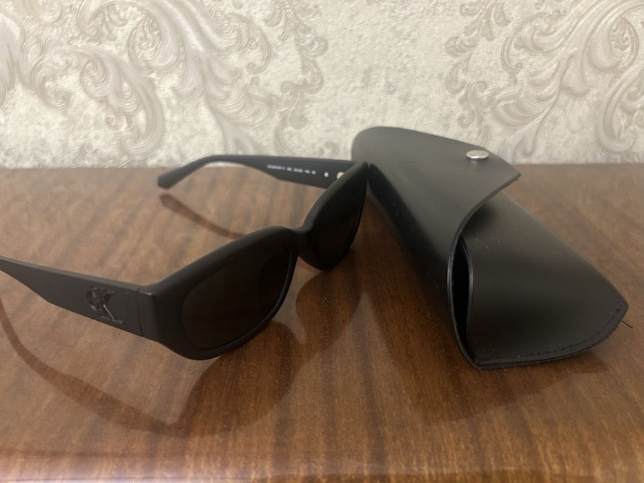 Oчки Calvin Klein