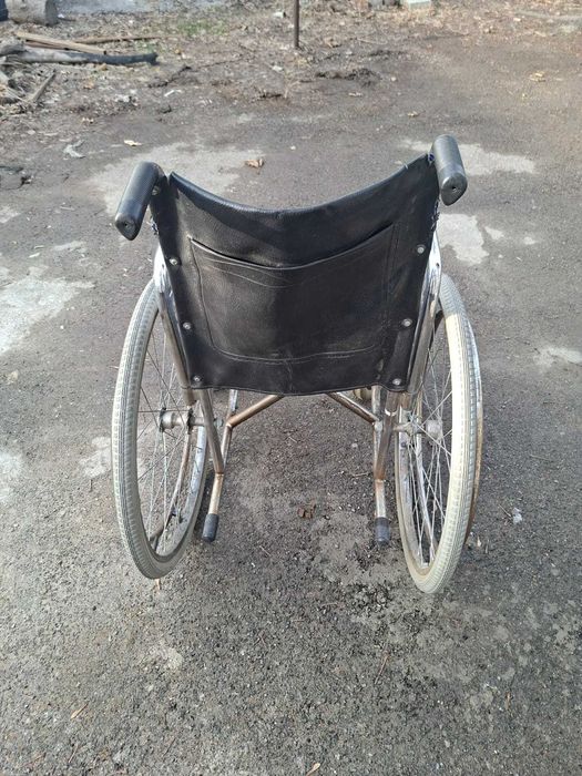 Инвалидная коляска