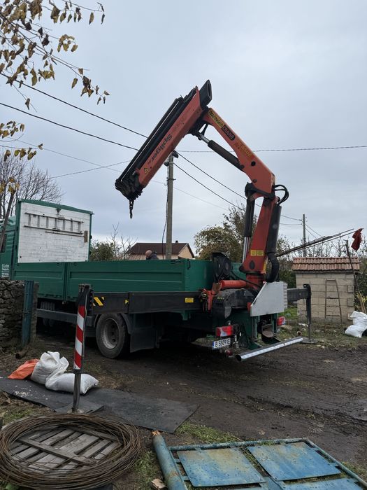 Транспорт с кран .