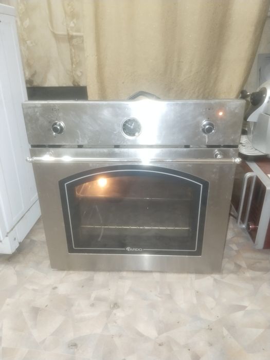 Продам духовой шкаф ARDO