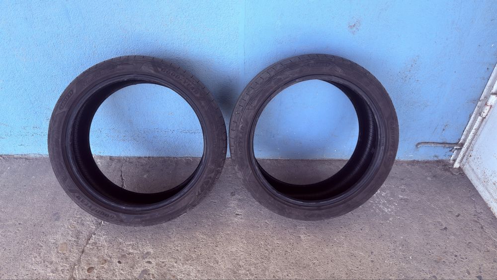 Автомобилни гуми Goodyea 245/40R19 Eagle F1