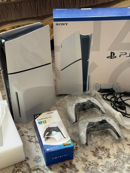 Почти новый игры Sony Playstation 5 Slim 1Tb полный комплект пс 5 ps 5