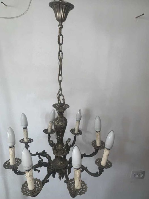 Candelabru cu opt brate ingeras