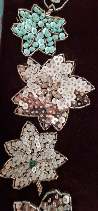 Brâu tradițional cusut de mână