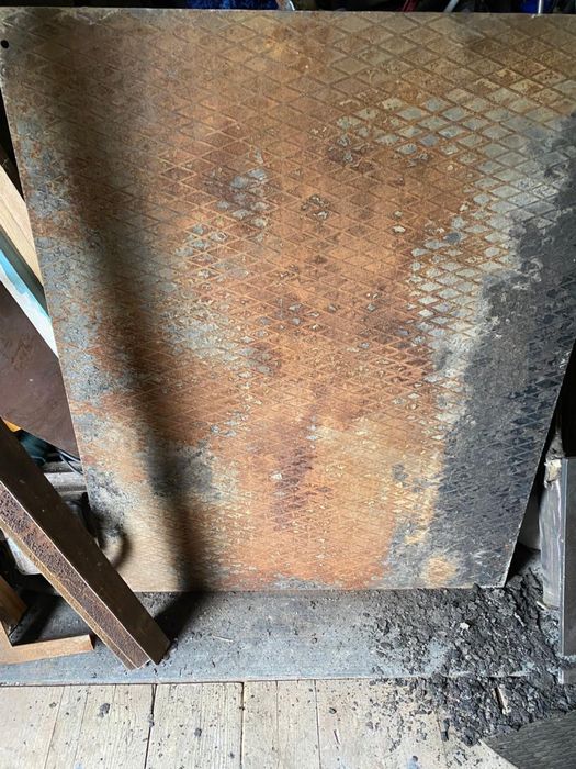 Продам металлические листы рифленка