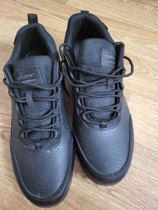 Продам клёвые кроссовки