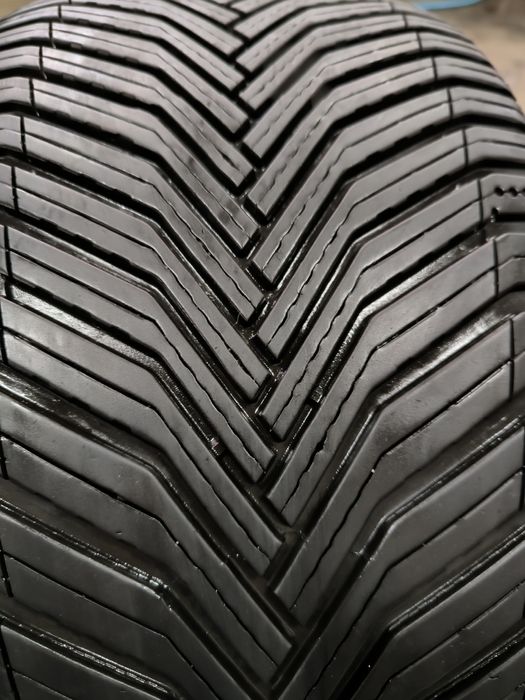 Anvelope Michelin CrossClimate 2, 225/40R18 si 255/35R18