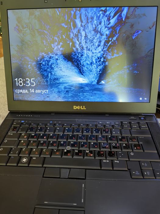 Лаптоп Dell Latitude, i5, Windows 10