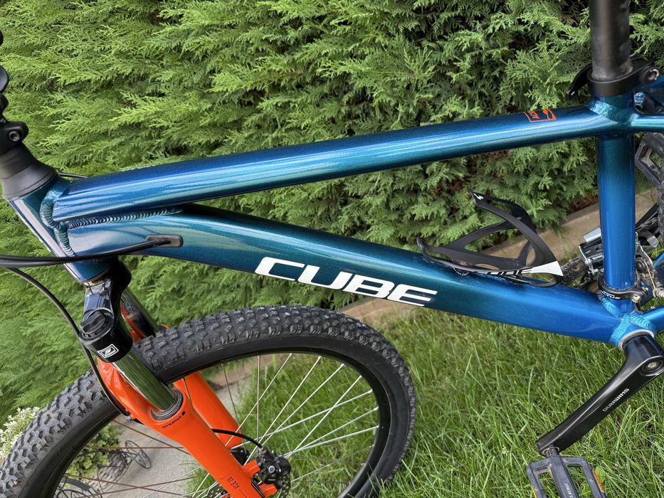 Bicicleta CUBE ACID 260