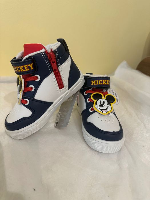 Детски обувки номер 22 23 24