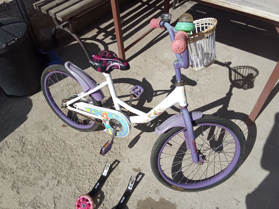 Велосипед детский для девочки.