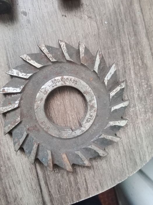 Фрезы , развертка .