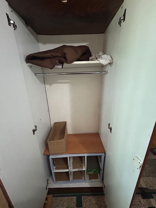 Продам спальный горнитур